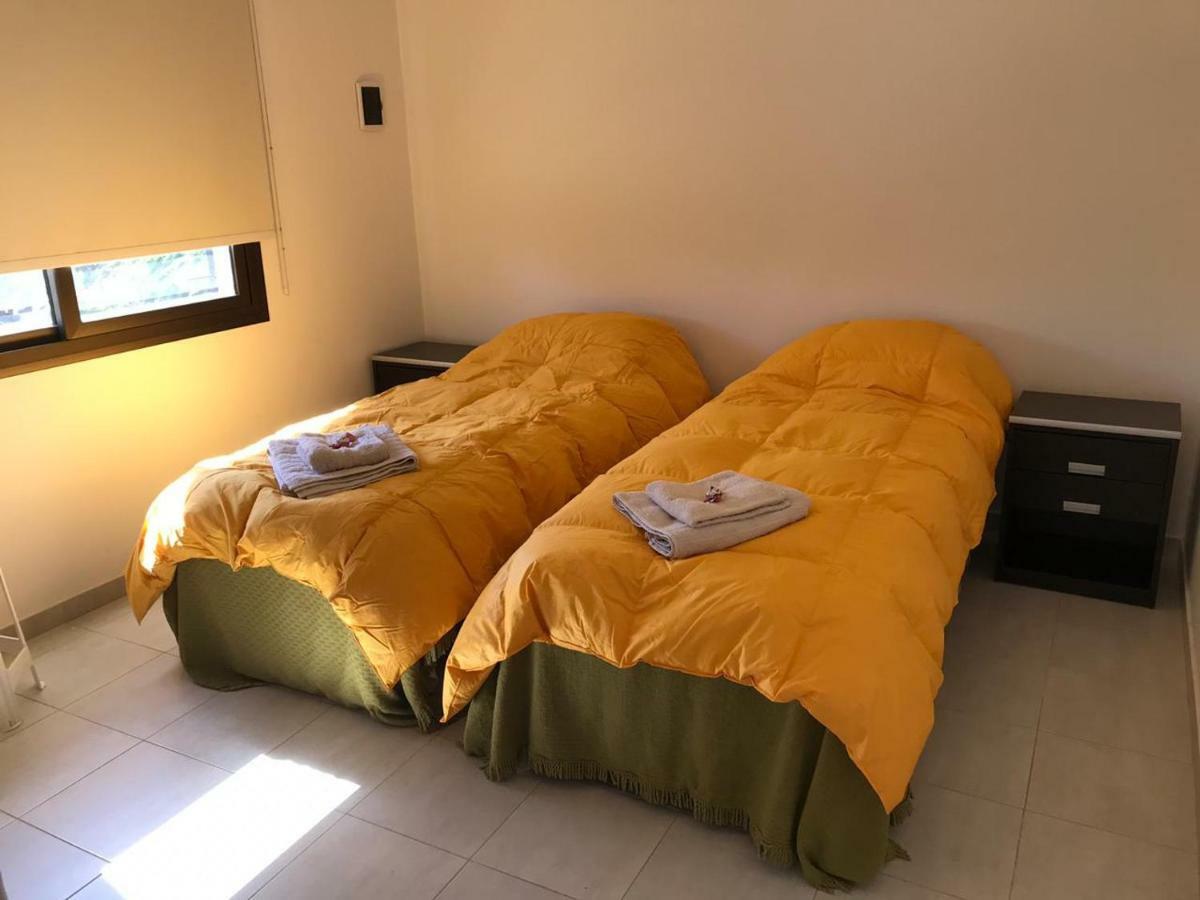 Duplex Confort بوساداس المظهر الخارجي الصورة